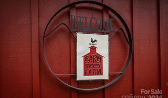 104 Red Barn Rd, Landrum, SC 29356