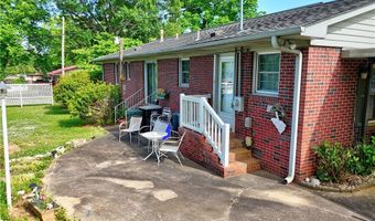 307 Calhoun Rd, Belton, SC 29627