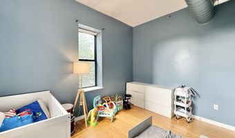 881 Lafayette Blvd 2H, Bridgeport, CT 06604