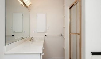 315 E High St, Baldwin City, KS 66006