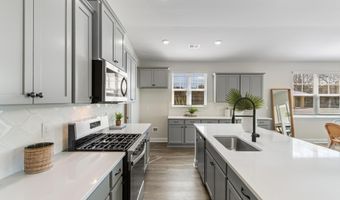 1296 Woodhouse Dr NW, Ash, NC 28420