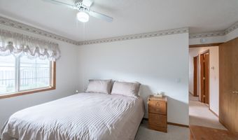 980 CLEVELAND St, Aumsville, OR 97325