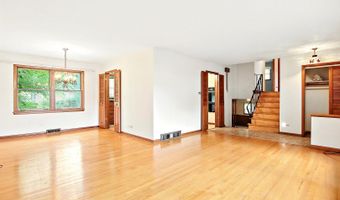 506 E Valley Ln, Arlington Heights, IL 60004