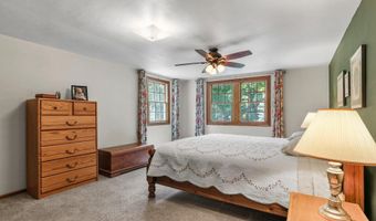 5310 Dorsett Dr, Madison, WI 53711