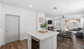 809 S Anaheim Blvd 101, Anaheim, CA 92805