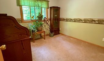 N2862 CRESTWOOD RD, Antigo, WI 54409