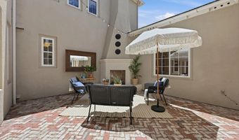 2904 Via Conquistador, Carlsbad, CA 92009