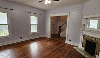 207 E 3rd St, Augusta, KY 41002