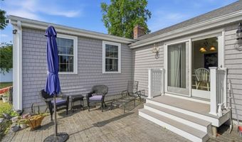 336 Dover Ave, East Providence, RI 02914