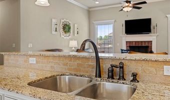 5602 Aspen Ave, Bartlesville, OK 74006