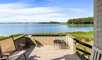 267 Fishing Cove Rd, North Kingstown, RI 02852