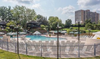 307 YOAKUM Pkwy 1517, Alexandria, VA 22304
