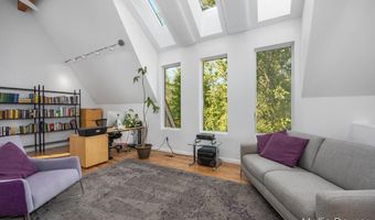 12250 Knoper Ct, Allendale, MI 49401