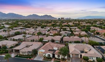 10820 Woodstream Ct, Las Vegas, NV 89135