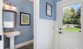 2674 Montreux Hills Ct, Ada, MI 49301