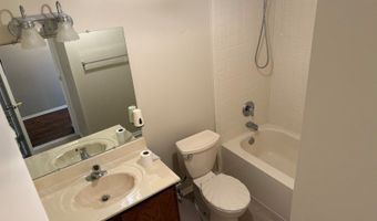 75 Homestead Ln, Bayonne, NJ 07035