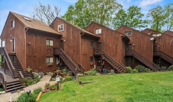 3 Telemark Dr 10, Alloway, NJ 07462