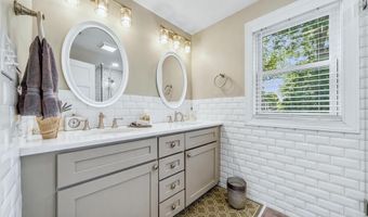504 HARVEY Rd, Claymont, DE 19703