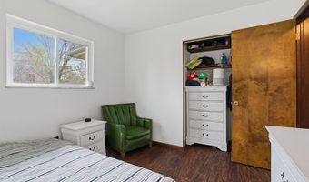 1032 Summer St, Algonac, MI 48001