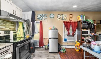 423 Pine St, Central Falls, RI 02863