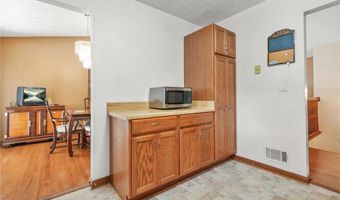 3560 Riverchase Dr, Decatur, GA 30034