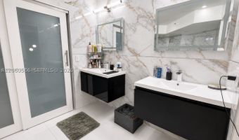 19195 NE 36th Ct 205, Aventura, FL 33180
