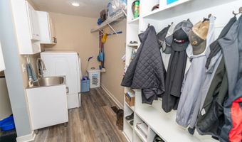 30421 Pueblo Ct, Adel, IA 50003