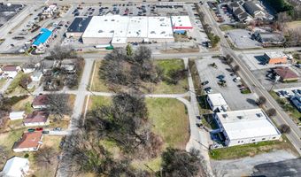 Sanderson St, Alcoa, TN 37701