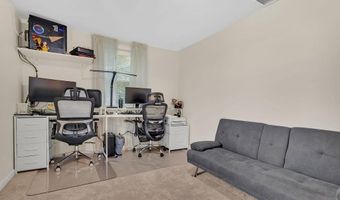 1744 Parkview Dr, Bedford, IN 47421