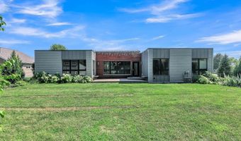 5520 W Cedar Crest Ct, Appleton, WI 54914