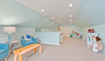 83 Pleasant St, Ayer, MA 01432