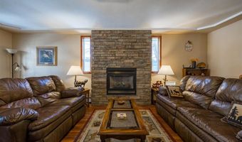 1126 Alger Ave, Cody, WY 82414