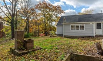 30 Bear Hill Rd, Cumberland, RI 02864