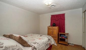 1006 S Sparks St, Alvarado, TX 76009