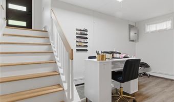5 Aurora Dr, Cumberland, RI 02864