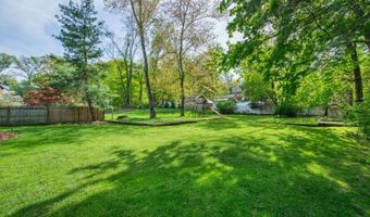 18 Hillcrest Ter, Bayonne, NJ 07035