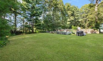 2 Haywood Rd, Coventry, RI 02816