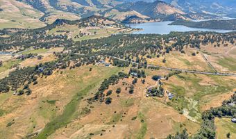 11597 Corp Ranch Rd, Ashland, OR 97520