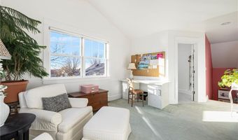 9 White Ter, Middletown, RI 02842