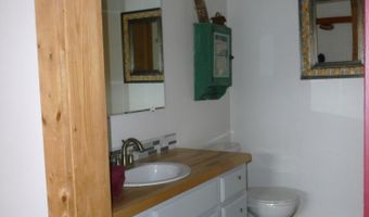 86 BUCK Rd, Cora, WY 82925
