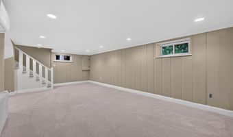 3200 2ND St S, Arlington, VA 22204