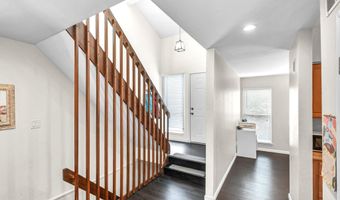 26 Glenview Dr 26, Cromwell, CT 06416