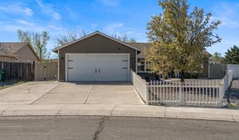 111 Shadow Mountain Dr, Fernley, NV 89408