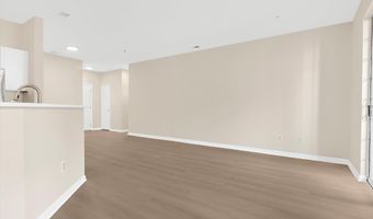 2004 PEGGY STEWART Way 204, Annapolis, MD 21401