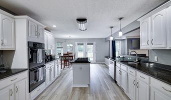 343 High Country Dr, Blakeslee, PA 18610