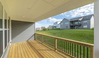 6804 Snowy Owl Ln, Affton, MO 63123