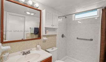 2861 Leonard Dr F208, Aventura, FL 33160