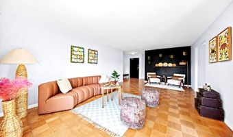 3001 VEAZEY Ter NW 710, Washington, DC 20008