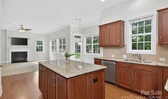 6615 Springs Mill Rd, Charlotte, NC 28277