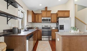 414 7th St, Benton City, WA 99320